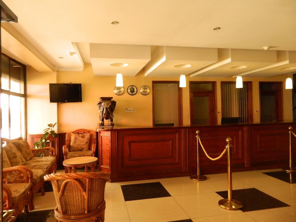 Sunrise B&B Nairobi Esterno foto